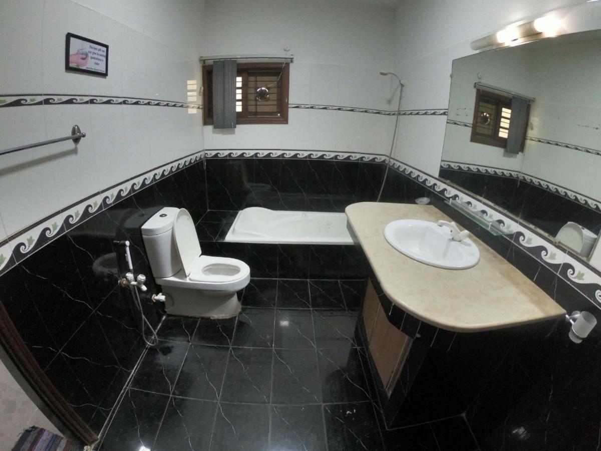 Seaview Guest House Karachi Exterior photo